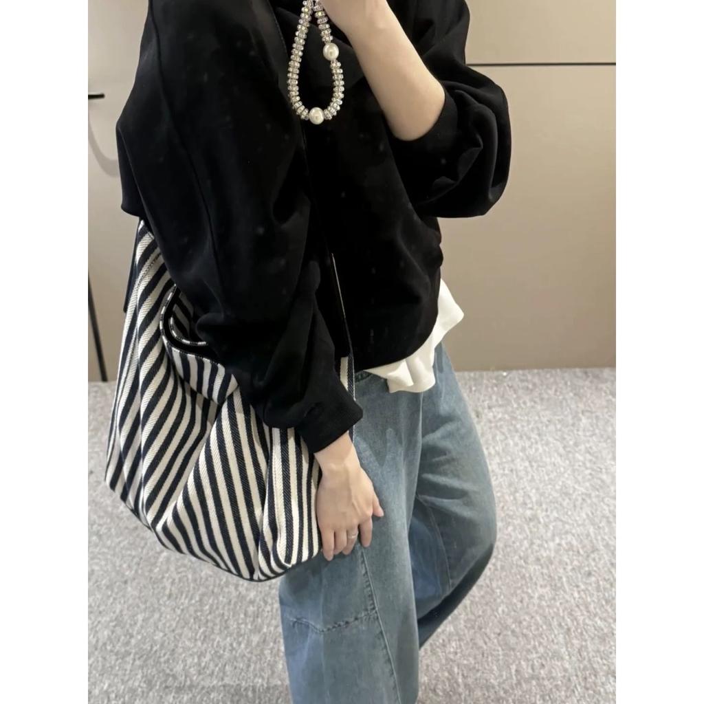 Large Capacity Tote Bag Women's New Versatile Canvas Striped Commuter Shoulder Bag Women's Casual Armpit Bag