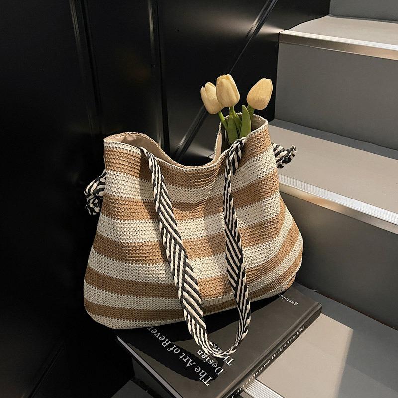 Large Capacity Knitted Bag Women's Summer Versatile New Casual Shoulder Knitted Bag Class Tote Bag