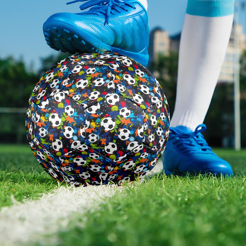 Pallone da Calcio Tema Calcio Taglia 5, Adatto Sia per Partite Indoor che Outdoor, un Regalo Adatto a Tutti.
