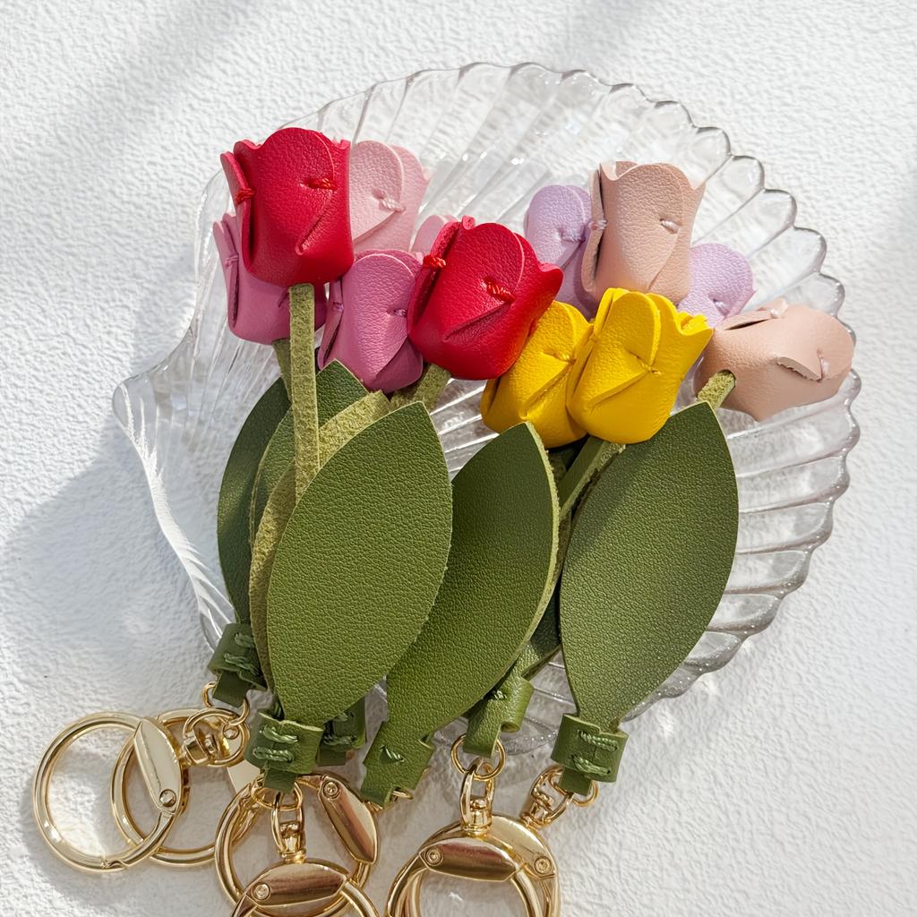 1pc Women's Key Ring, Keychain Sweet Creative Cute Colorful Flower Tulip Pendant, for Daily Wear Bags and Clothing Pendant Decor