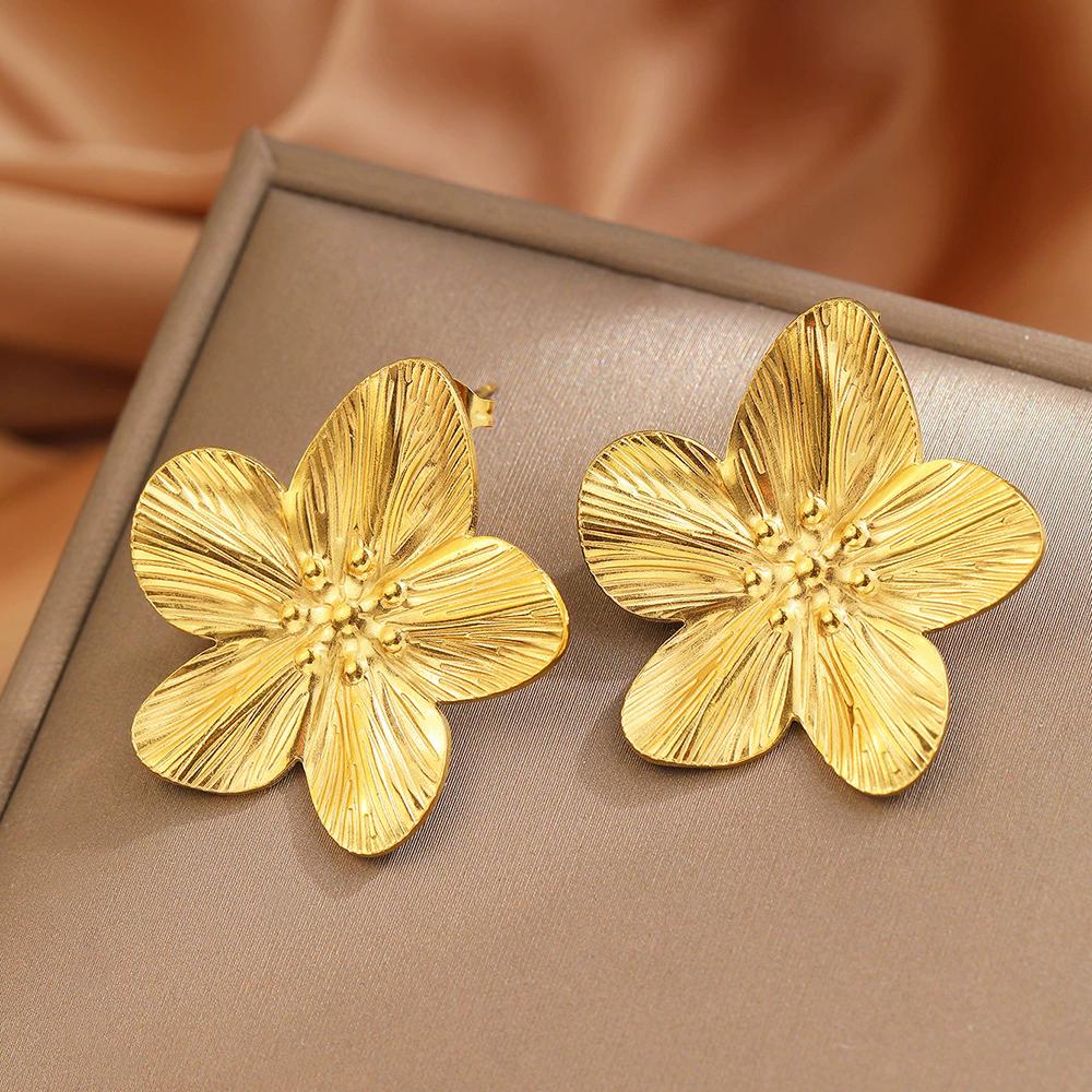 Uneven Petals Big Flower Drop Earrings for Women Golden Zinc Alloy Color Metal Dangle Earrings European Vintage Party Floral Zircon