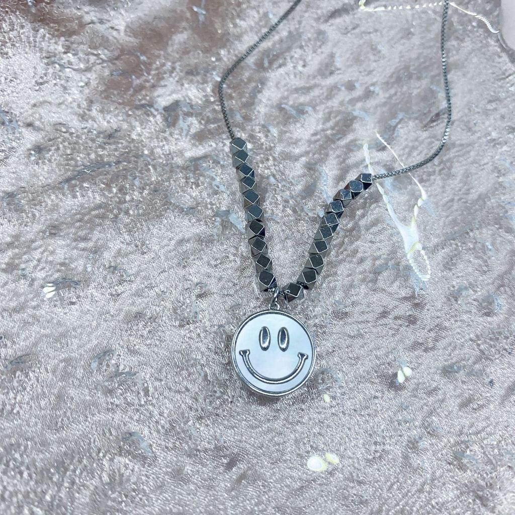 Women's S925 Sterling Silver Seashell Smiley Face Necklace - Trendy Winter Luxury, Simple & Versatile Clavicle Chain