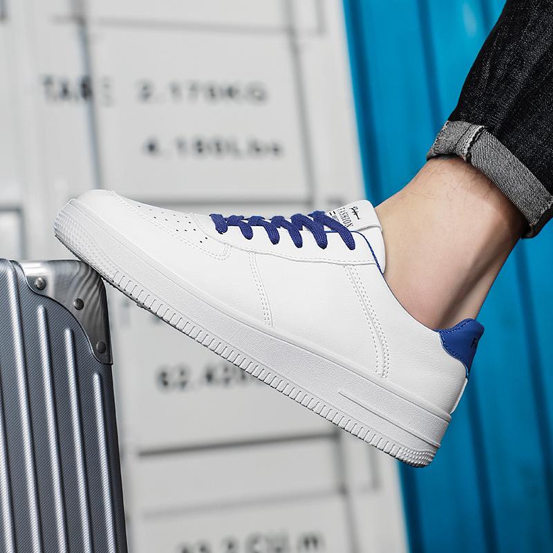 Men's Oversized Breathable Fashionable Retro Board Shoes Sports and Casual Shoes Thick Soled White Shoes