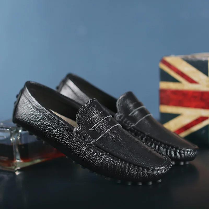 Fashion High Quality Split Leather Men Shoes Soft Moccasins Loafers Fashion Comfortable Men Flats Comfy Driving Shoes Big Size 48 49 50