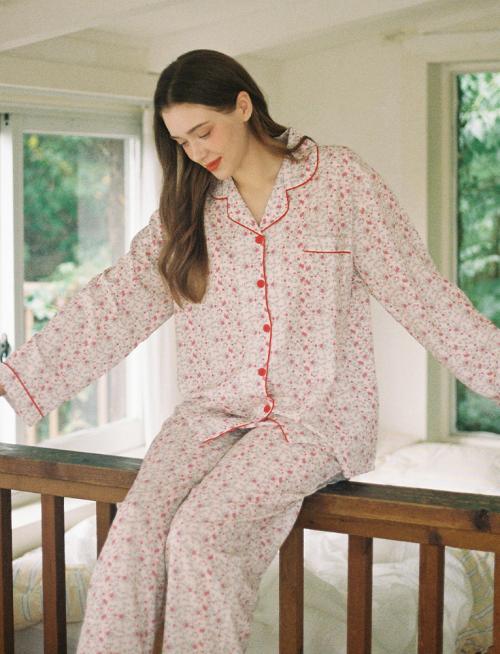 [Judyn] Vintage Floral Peach-Brushed Long Sleeve Pajama Top and Bottom Set [Shipped from Korea] 100% Authentic