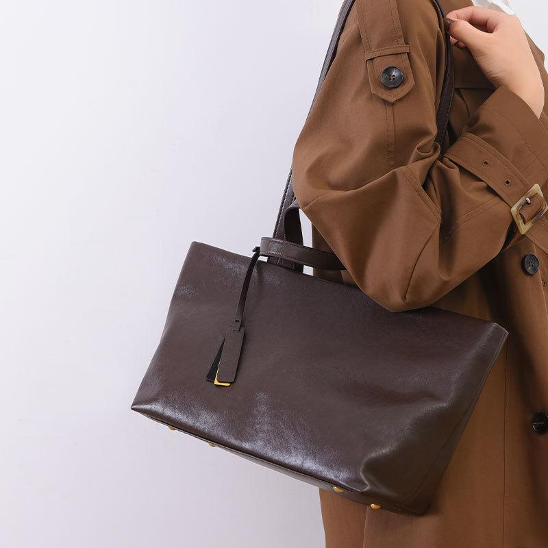 Single Shoulder Bag, New Commuter Women's Bag, Fashionable and Relaxed Women's Handbag, Retro Soft Leather Tote Bag