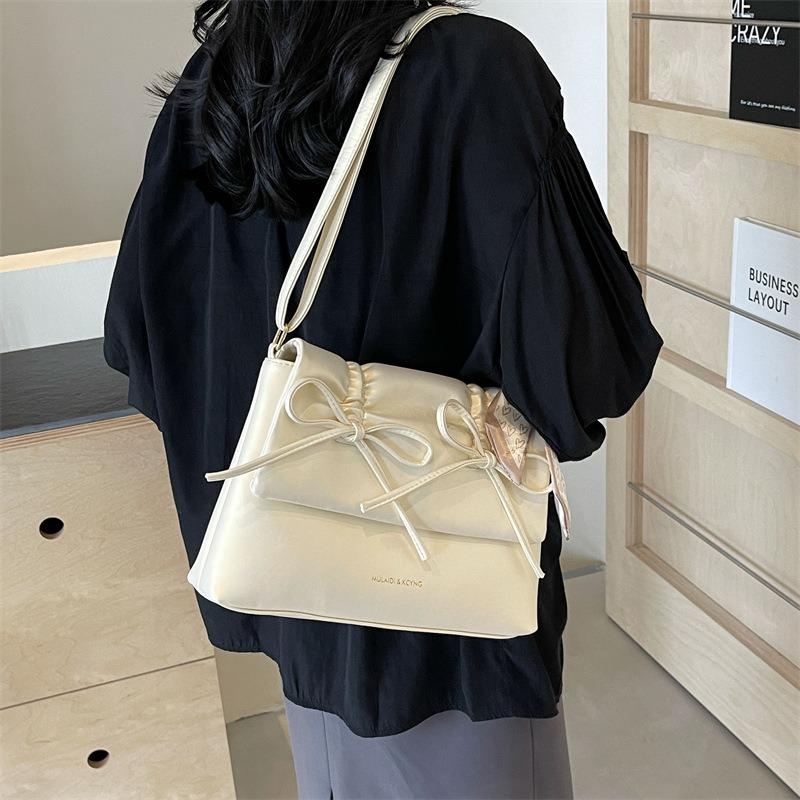 Ballet Style Bow Underarm Bag Women's New Large-capacity Messenger Bag Commuter Tote Bag