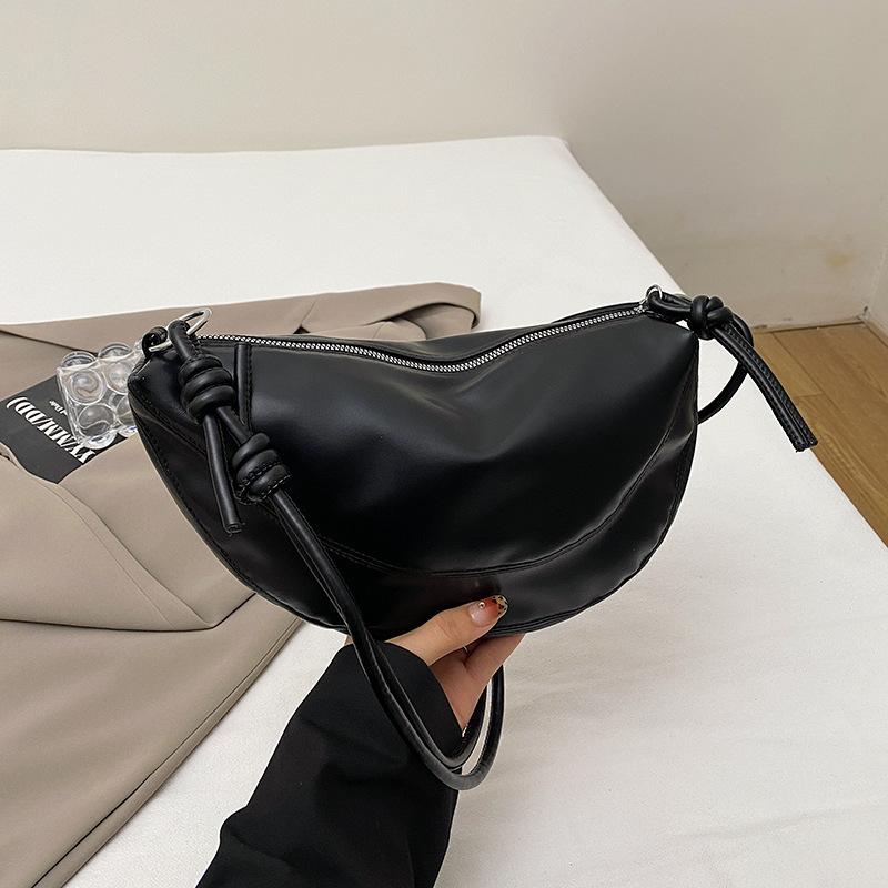 

Нишевый дизайн сумка-пельмень женская сумка-мессенджер 2025 на одно плечо подмышечная сумка из высококачественной мягкой кожи сумка-полумесяц в зарубежном стиле женская сумка чёрный