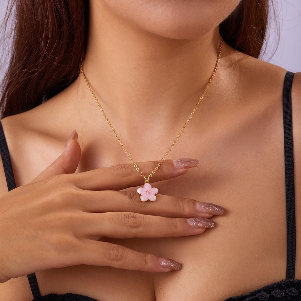 Fashion Enamel Flower Pendant Necklace for Women Romantic Colorful Cherry Blossom Necklace Make A Wish Cardboard Jewelry Gifts