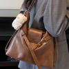 Niche Retro Large-capacity Bag Women's Autumn New Shoulder Bag Bag High-value Student Commuter Bag