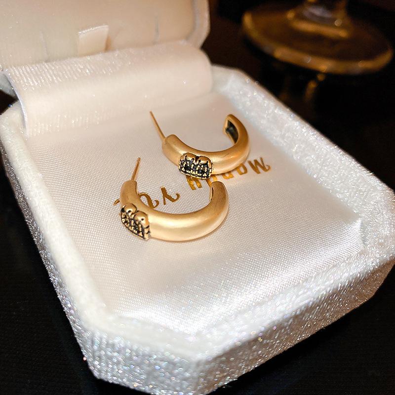 GemChic Women's Earrings Fashion Ear Stud Needle Embed Zircon Imitation Pearl Geometric Earrings Versatile Birthday Christmas Jewelry Gift