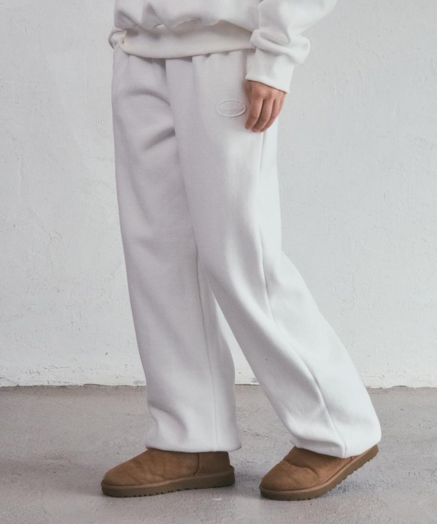 Aueonoseuteljia Petal Boucle Sweat Pants_Ivory(O25-Pt16)