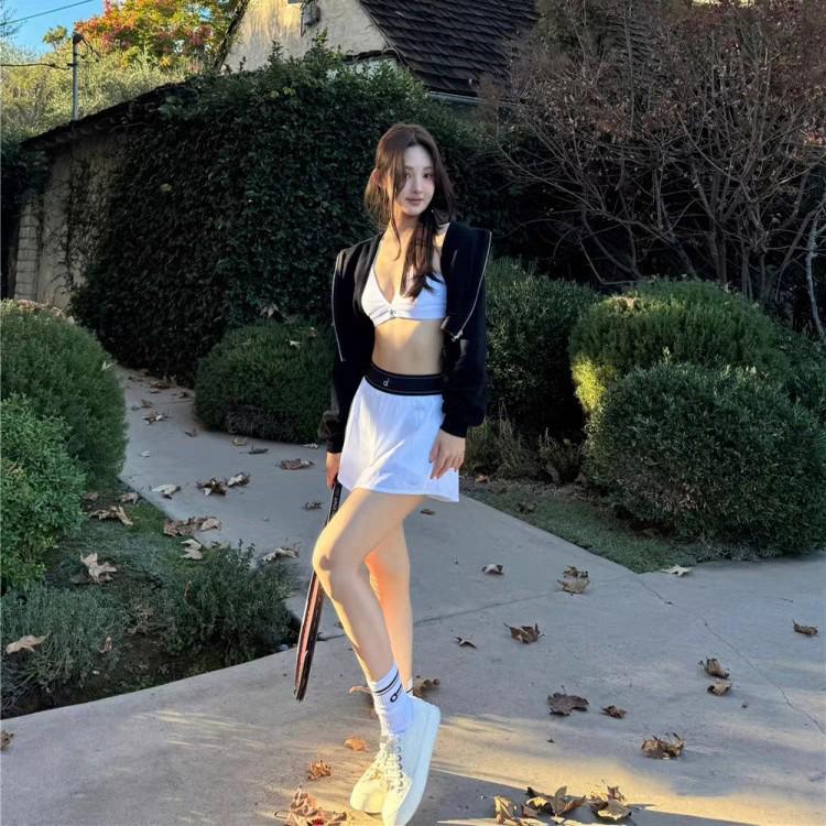 

ALO Yoga Быстросохнущая юбка-шорты для тенниса и бадминтона с высокой талией 2025 L белый