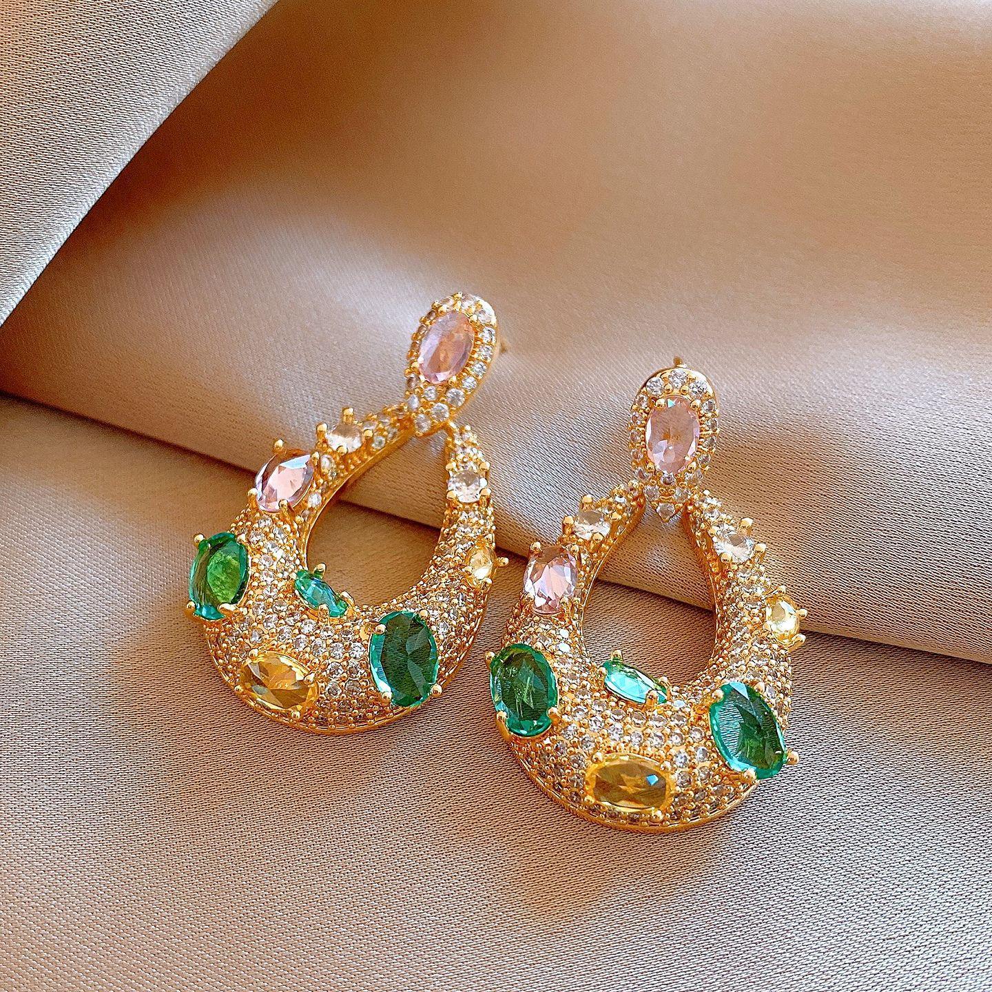Medieval vintage hollow zircon water drop earrings light luxury earrings European and American earrings women