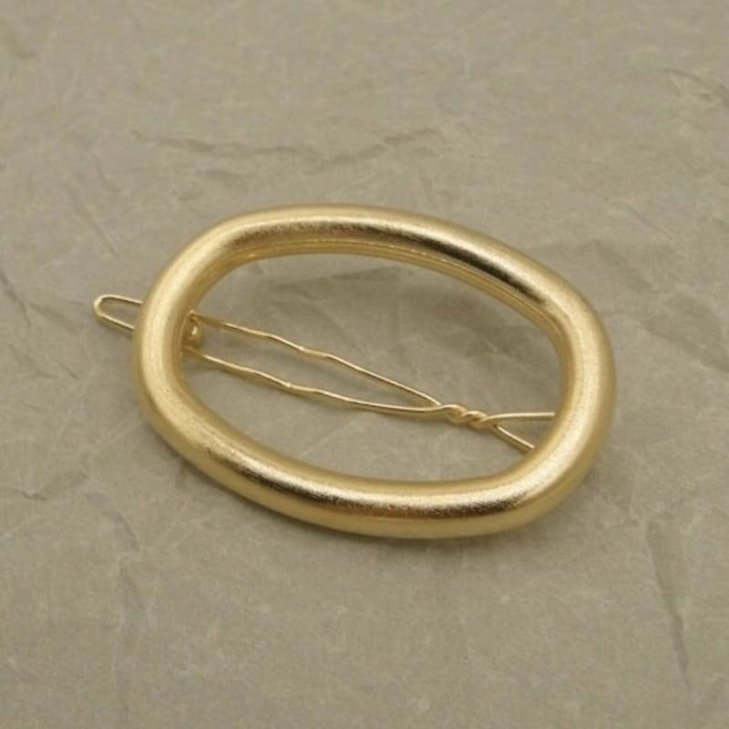 

LOVE ME MONSTER Oval Ring Hair Pin GOLD