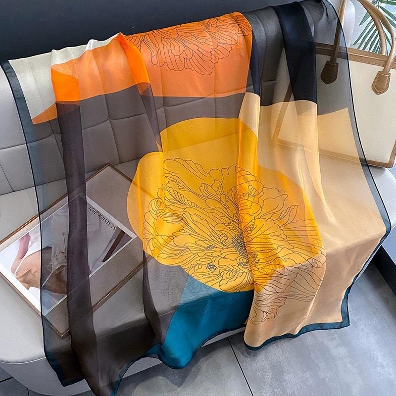 Stoles Wraps Silk Scarf Foulard Female Scarves Wraps Hijab Bandana Women Large-size Beach Shawls Muslim HijabsTravel Sunscreen