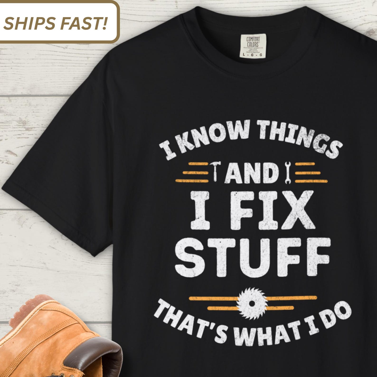 Vintage I Know Things and I Fix Stuff T-shirt | Handyman Tee S