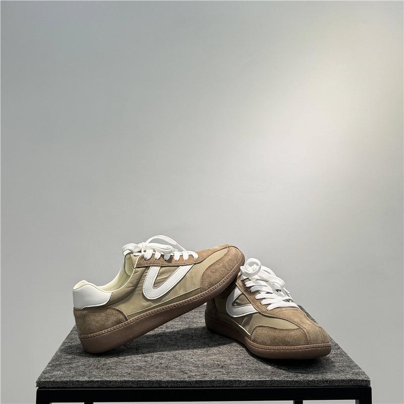 Scarpe in pelle da tavola nuove scarpe con suola morbida superficie in tessuto traspirante allacciatura scarpe basse alla moda sportive e per il tempo libero bc