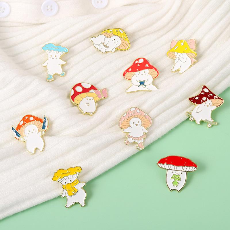 Adorable Mushroom Brooch Cute Metal Badge Fashion Accessory For Clothing And Bags