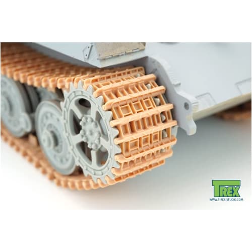 T-Rex Studio 1/35 WWII German King Tiger Railroad Tracks Pattern 1 Plastic Model Kit Parts TR85053 Pre-painted