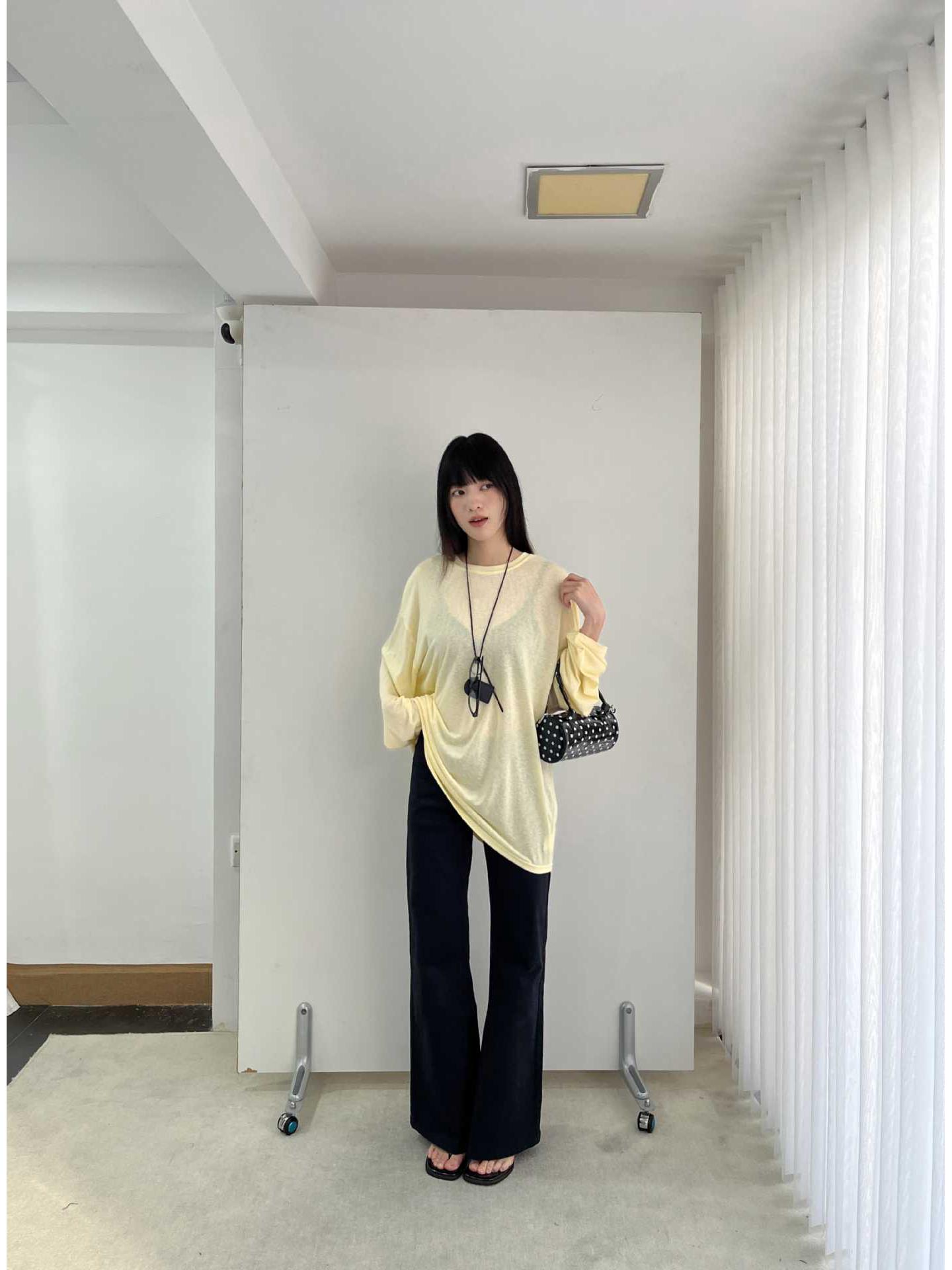 

Yu Yi Women s Retro High-Street Velvet Jeans - 2025 Autumn/Winter Collection, Slimming, Versatile, Long Pants. XL