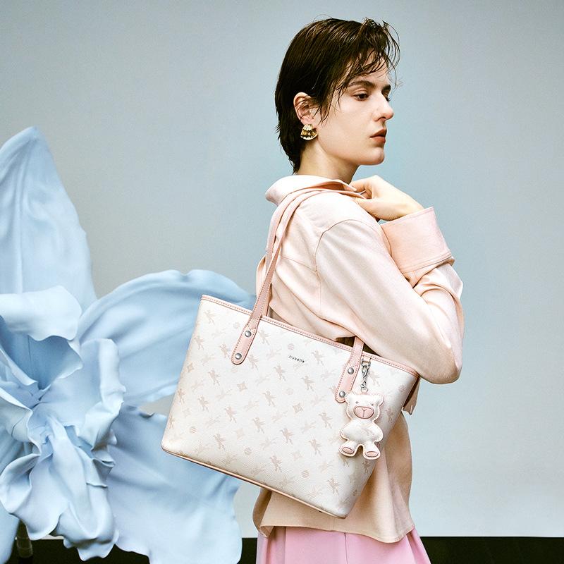 

Recruitment Of Domestic And Foreign Agents | Newchland Pegasus Tote Female High-Capacity College Students Commuting Shoulder Handbag