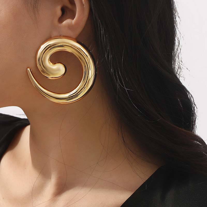 Vintage Metal Irregular Smooth Spiral Stud Earrings for Women Exaggerated Gold Color Geometric Hollow Large Earring Jewelry Gift