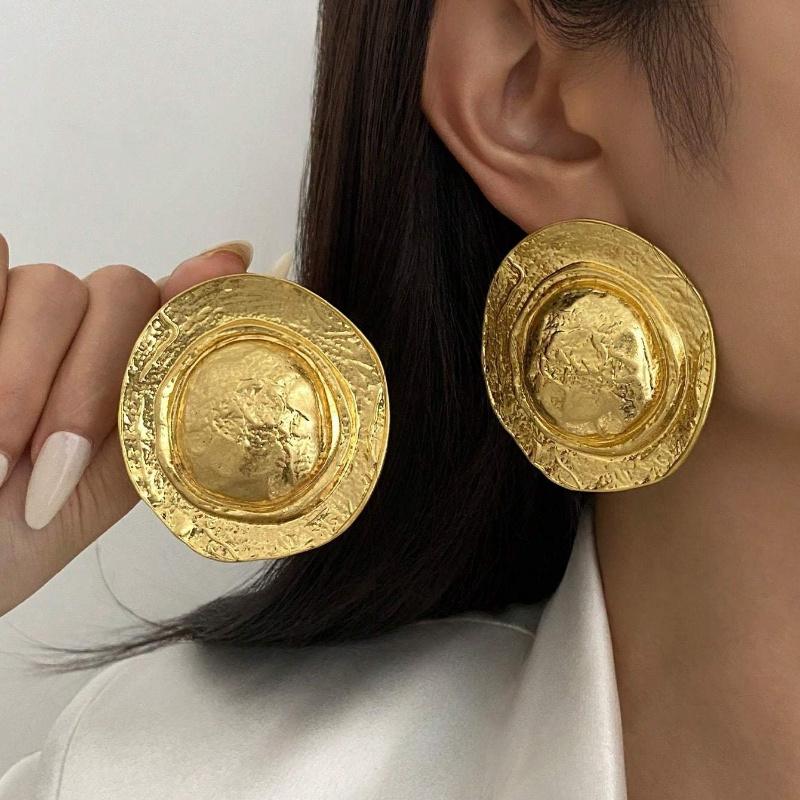 1 Pair Retro Exaggerated Punk Metal Hat Earrings, Minimalist Thick & Unique Gold Earrings, Suitable for Women's Daily and Party Wear