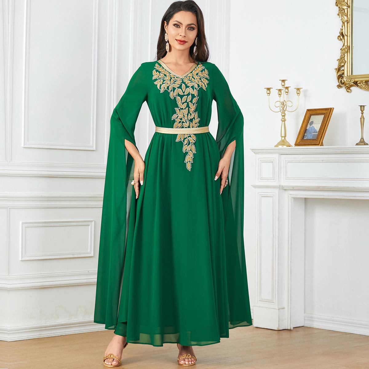 

Женское мусульманское платье макси однотонного цвета, с очень длинными рукавами и пышной юбкой. XXL