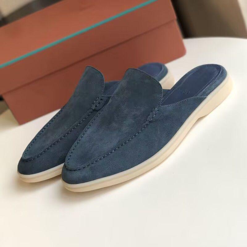 Pánské letní nazouvací pantofle s plochým podpatkem a uzavřenou špičkou v černé, šedé a kávové barvě