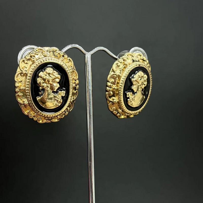 Vintage Cameo Court Style Earrings Matte Alloy Geometric Oval Studs Women