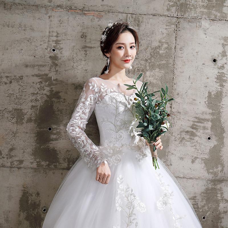 Elegantes Mori-kei Hochzeitskleid 2026 mit Schleppe - verträumt, High-End, Super Feenstil für Bräute