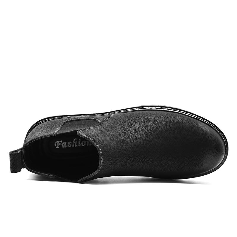 Men's New Leather Outdoor Sports Shoes Casual Shoes Business Leather Board Shoes Boots