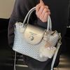 Spring Hot Sale Korean Casual Commuter Style High-end Sense Portable Bucket Bag Weaving Pattern Contrasting Color Versatile Messenger Bag Women