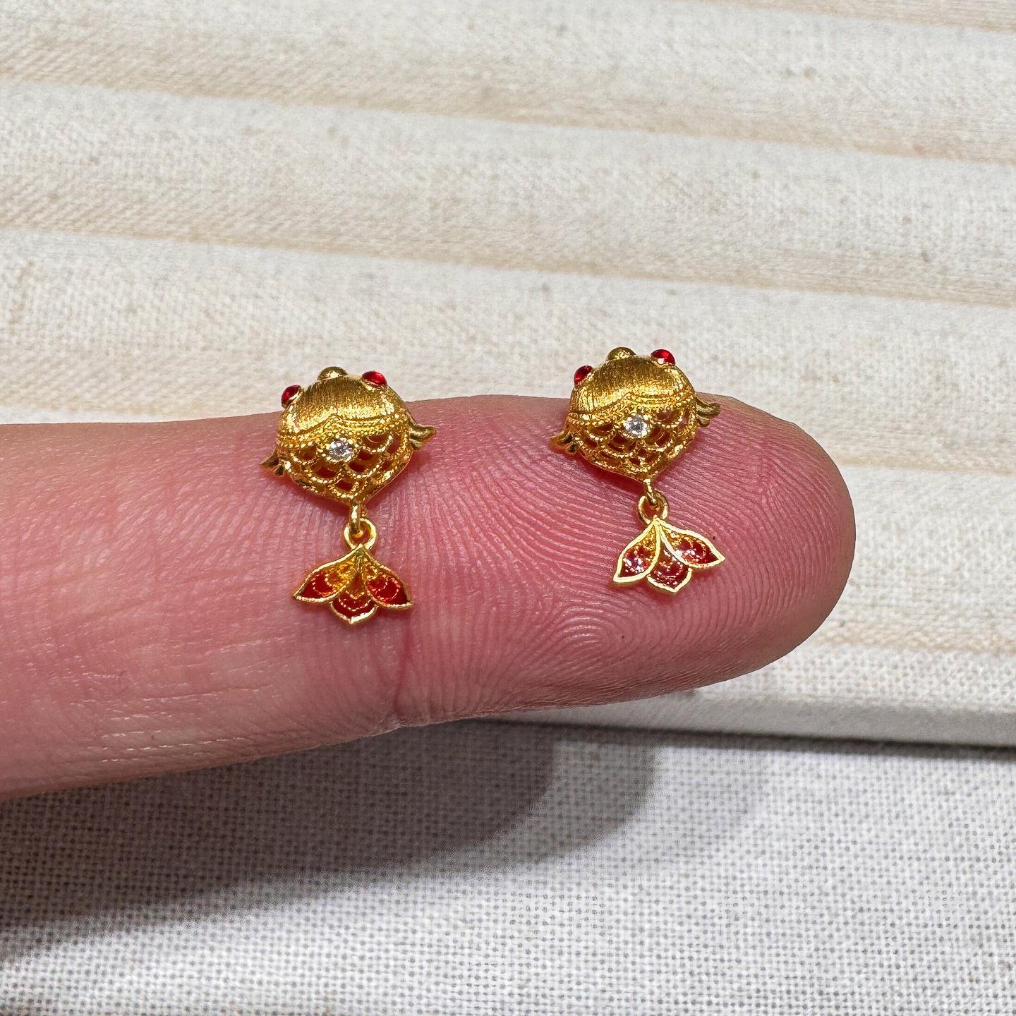 

Cute Red Koi fish earrings for women New in Chinese style Retro Mini earings stud Exquisite Suitable for Daily Jewelry Gifts
