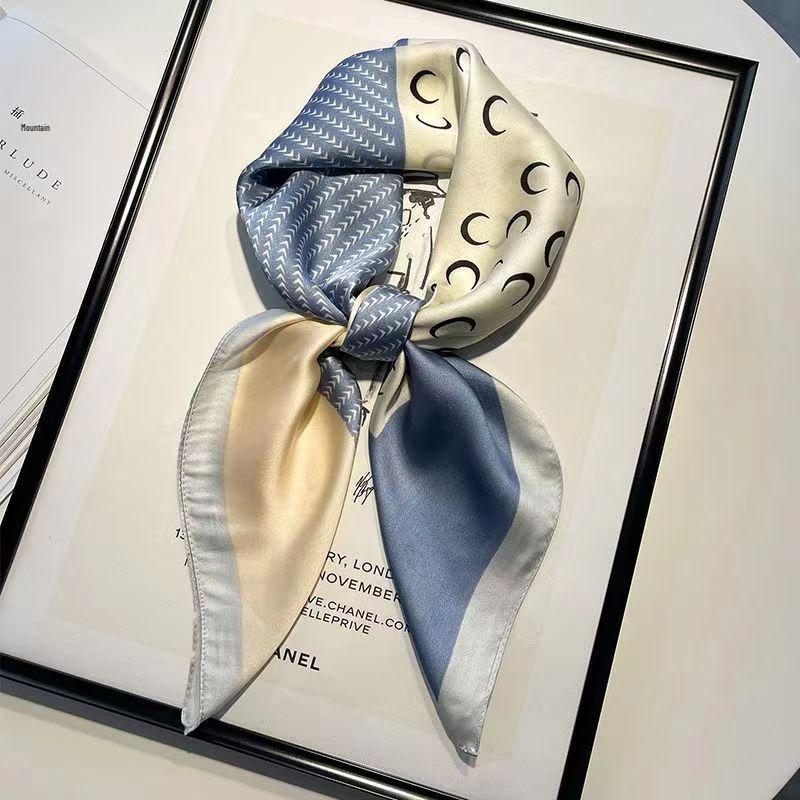 High-End Women's Lightweight Silk Square Scarf - Temperament Print Neckerchief for Neck Protection and Decoration.