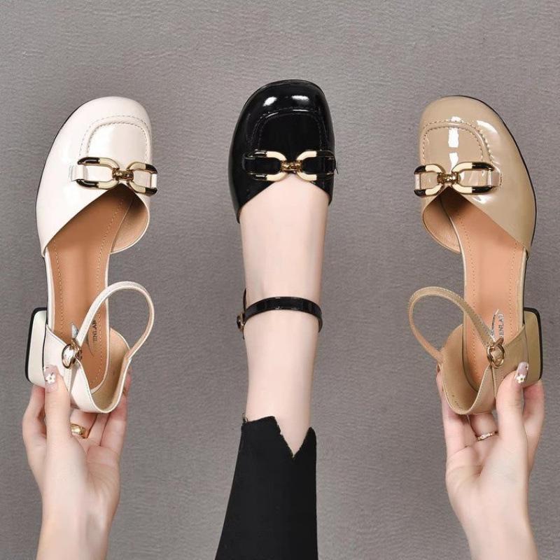 Fashion patent leather hollow sandals summer 2025 new Korean version women's shoes soft sole round head fashion shallow mouth single shoes women