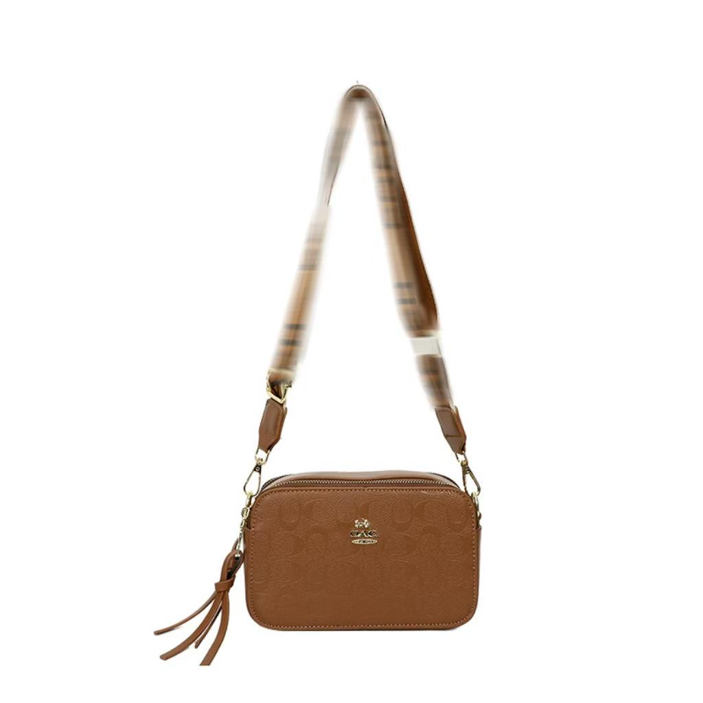 High-Quality Women's Crossbody Camera Bag - Trendy, Versatile Candy Color with Niche Design