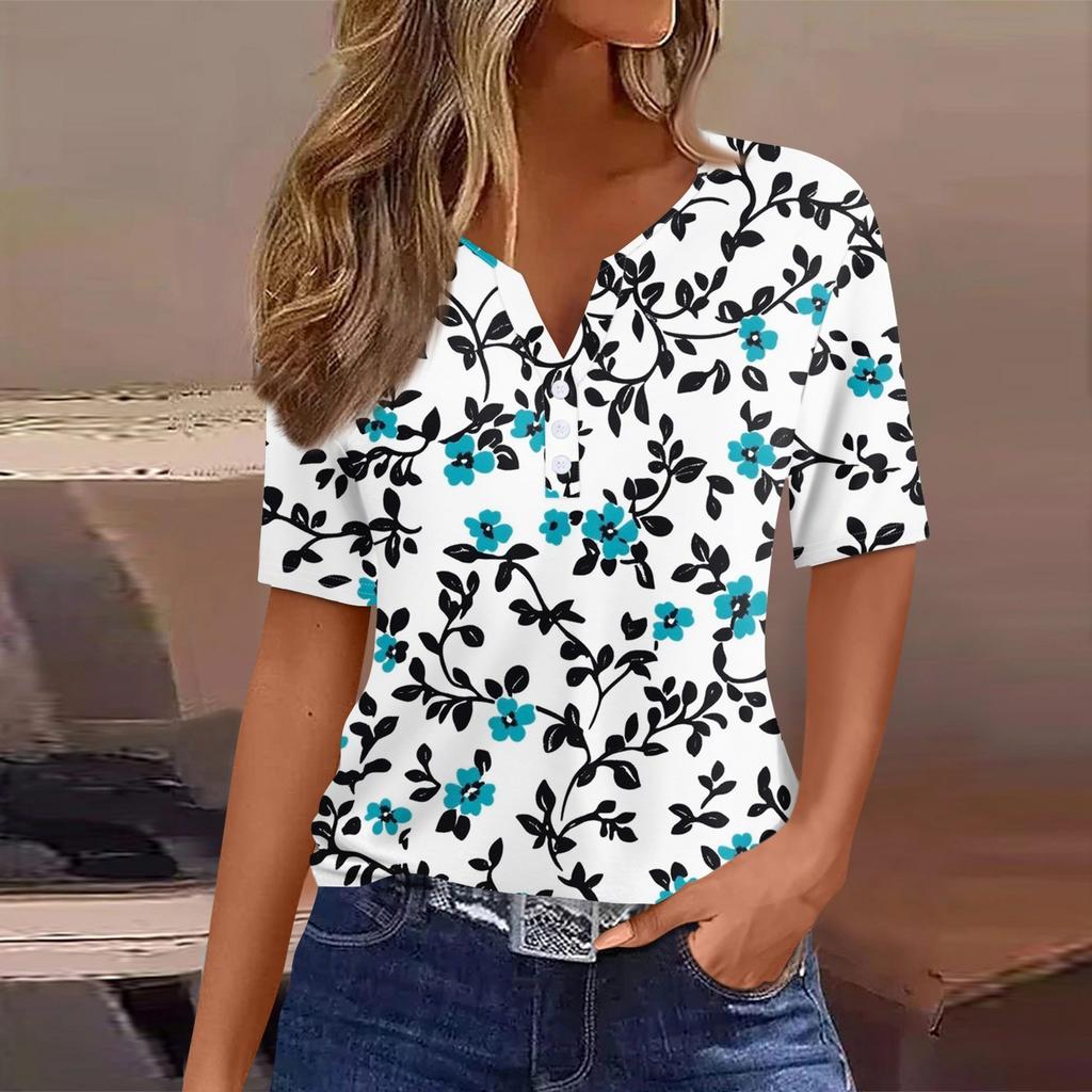 Damska koszulka z nadrukiem, dekoltem w serek, krótkim rękawem i ozdobnymi guzikami