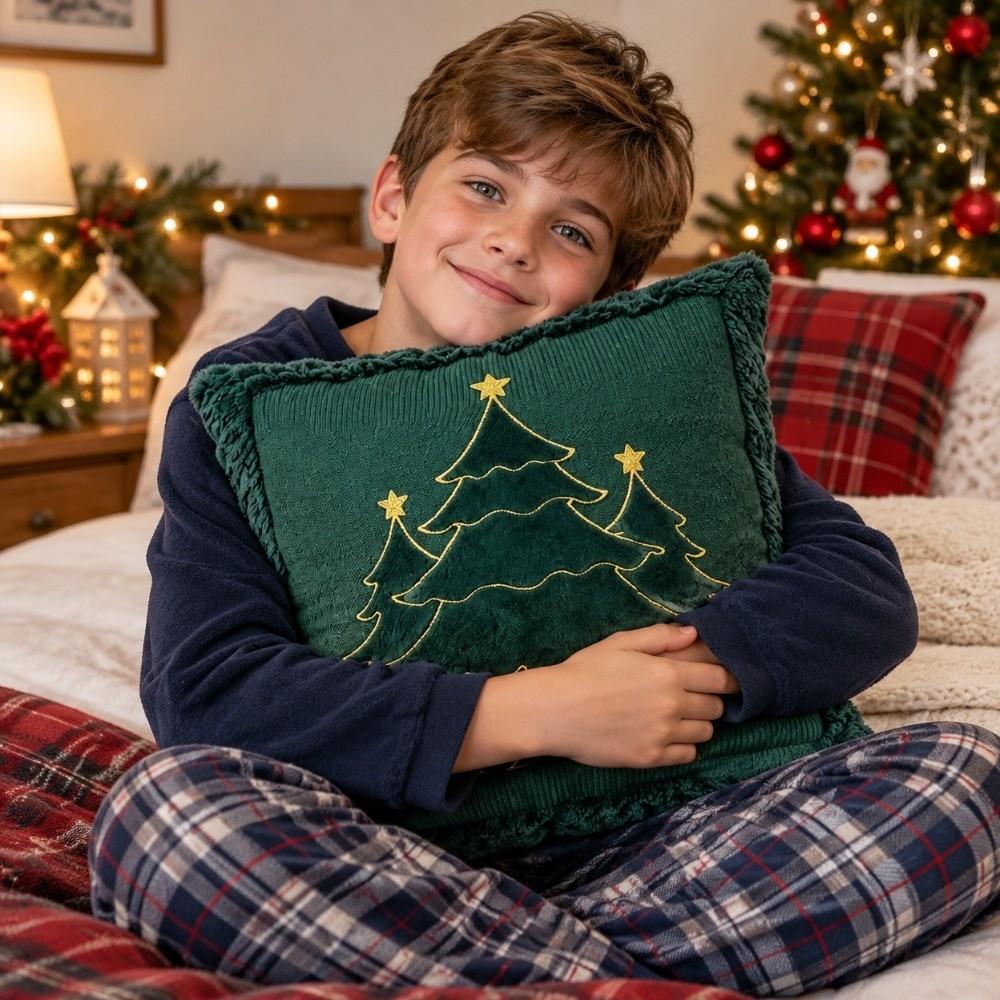 2PCS Soft Fluffy Christmas Pillow Cover Christmas Tree Throw Pillowcase Pillowslip Home Sofa