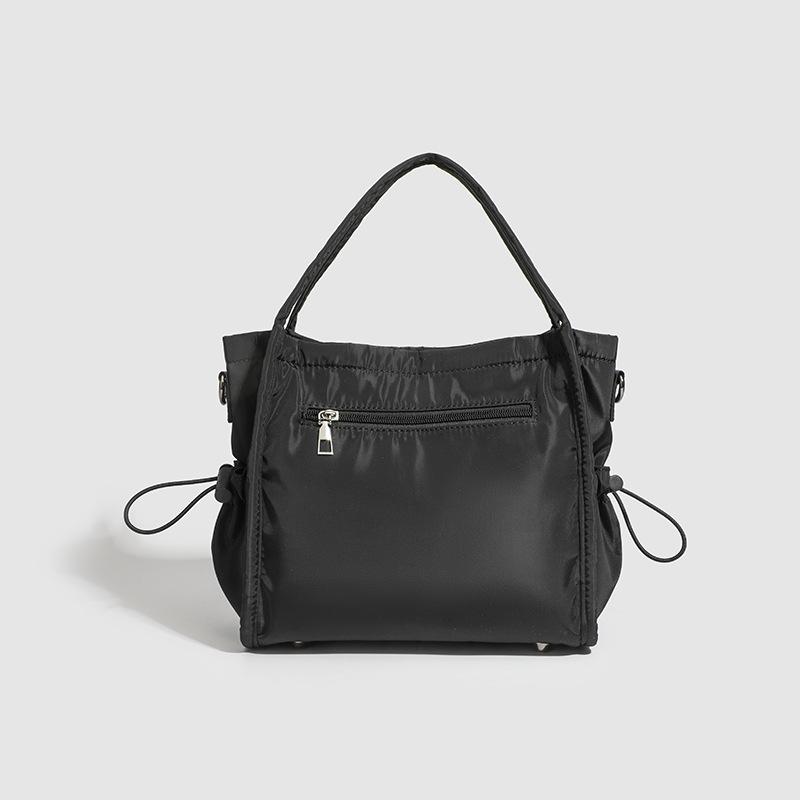 Lightweight Large Capacity Tote Bag Lightweight Single Shoulder Crossbody Bag Fashion Oxford Women's Bag Commuter All-in-one Handbag