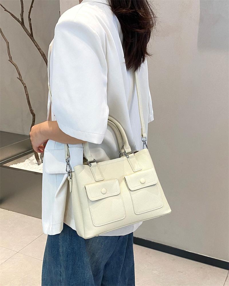 

2026 New Genuine Leather Tote Bag Pocket Decorated Women Cow Leather Handbag Fashi Ladies Shoulder or Crossbody Bags