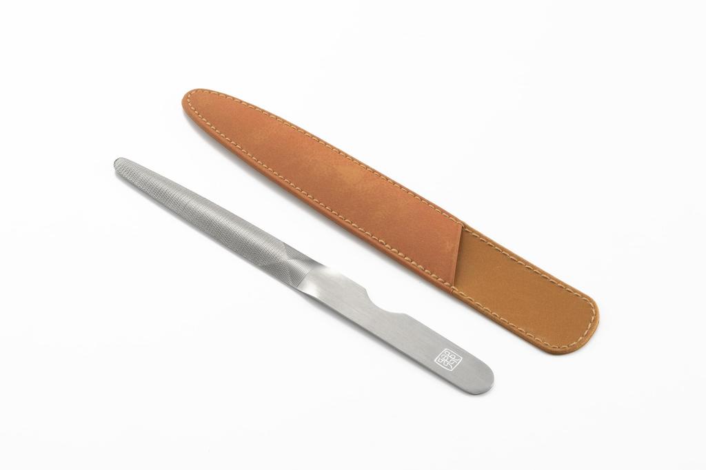 Yoshikawa Nail File Stainless Steel Gogi Sharpened to Match the Curves of Your Made in YJ2121 (Case Included) (Smooth Finish) Nails, Japan,