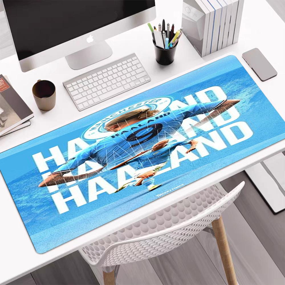 Manchester City Thema Mauspads, Rutschfeste Gummiunterseite, Multifunktionales Büro- & Heimdekor, Perfekt für die Personalisierung des Arbeitsplatzes.