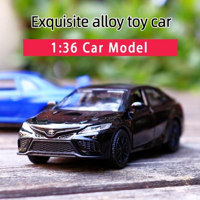 RMZ CITY 1:36 Toyota Camry XSE Family Car Alloy Diecast Car Model Toy With Pull Back For Children Gifts Toy Collection