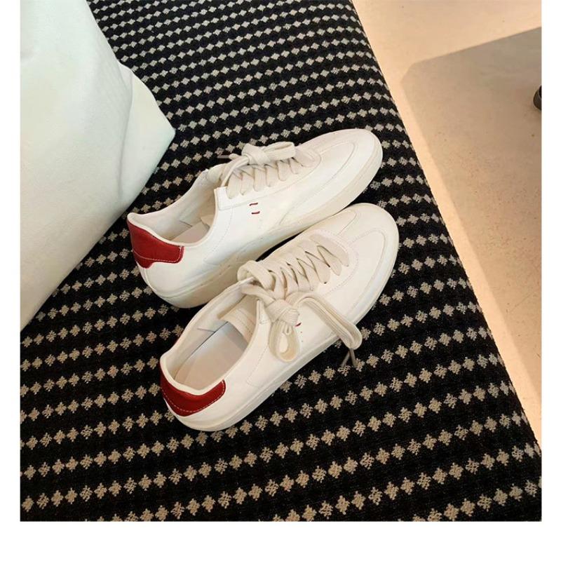 Cowhide version of old leather round head flat bottom sports and leisure shoes children's board shoes lace-up versatile white shoes