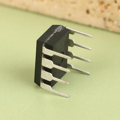 20 יחידות Ne555 Ne555P משולב Ic Direct Plug Dip-8P Base Circuit Chip רכיבים אלקטרוניים