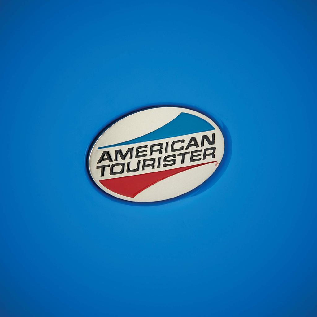 American Tourister Disney Mickey Mouse Carry-On Hard Suitcase for Kids [Parallel Import]