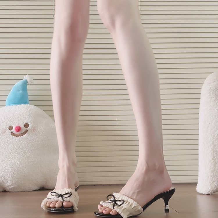 Thin heels, summer Roman shoes for women, beautiful bows, small fragrant slippers, a matching font skirt going out