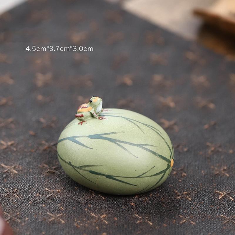 Lucky Purple Clay Small Frog Statue Tea Pet Tea Art Ornaments Chinese Kung Fu Tea Handicrafts Tea Ceremony Decor Accessories